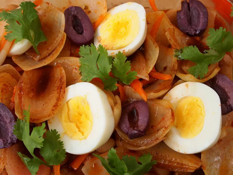 Frijoles Con Salsa Escabeche