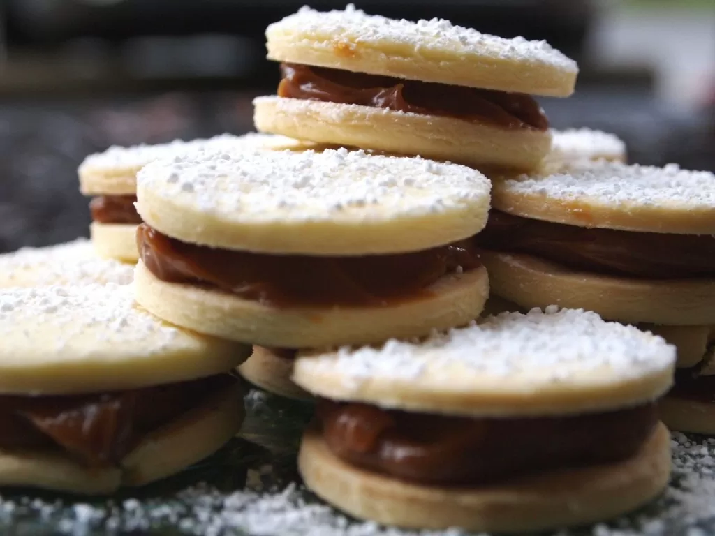 Alfajores de maicena: perfección del tamaño de un bocado
