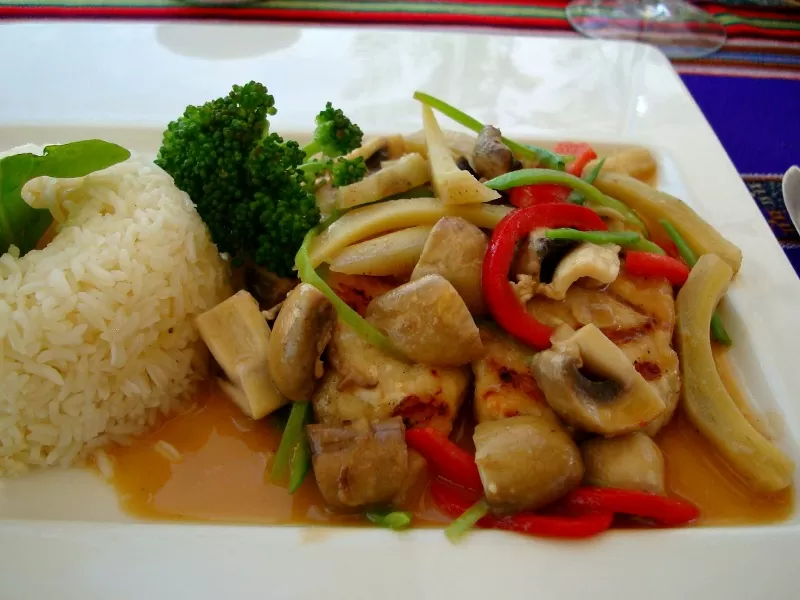 Lubina con verduras – Añade más pescado a tu dieta