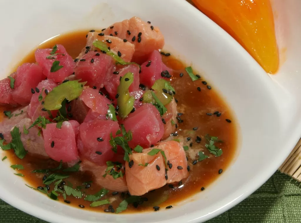 Cebiche Asiático De Atún Y Salmón – Placer Crudo En Dos Tonos